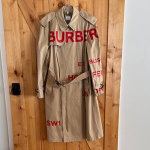 Authentic Burberry Horseferry Trench Coat